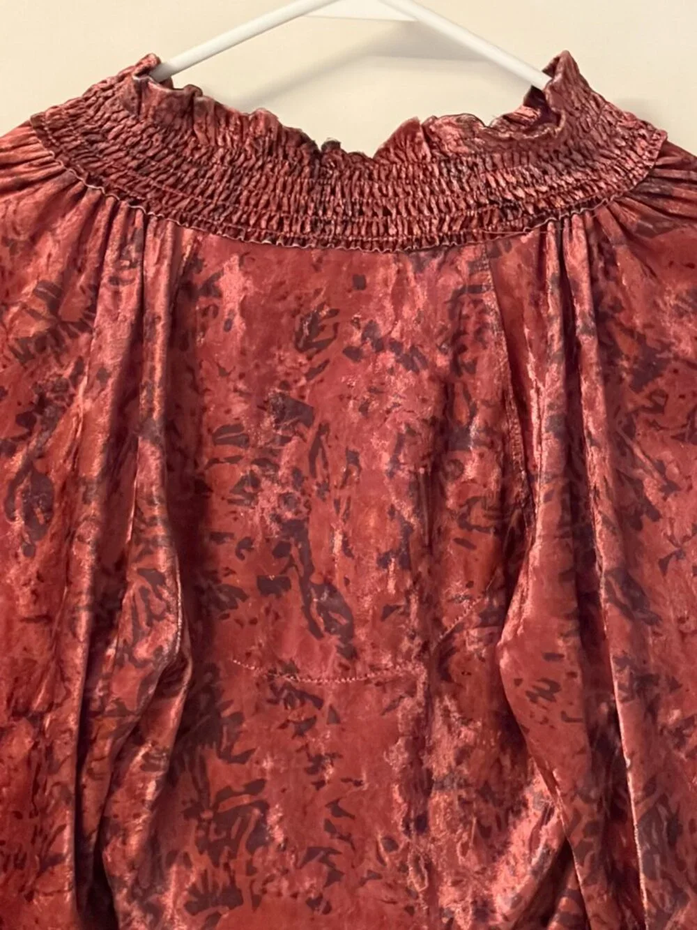 Free People Go Get 'Em Crushed Velvet Balloon Sleeve Blouse size XS bohemian